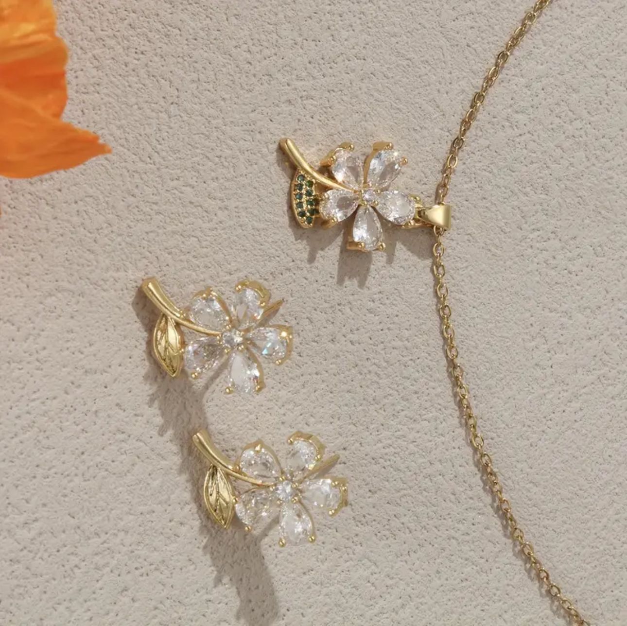 Set Flor de Verano (Collar y aritos)